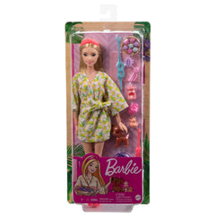 Barbie spa accessories set supports engaging role-play and sensory storytelling.