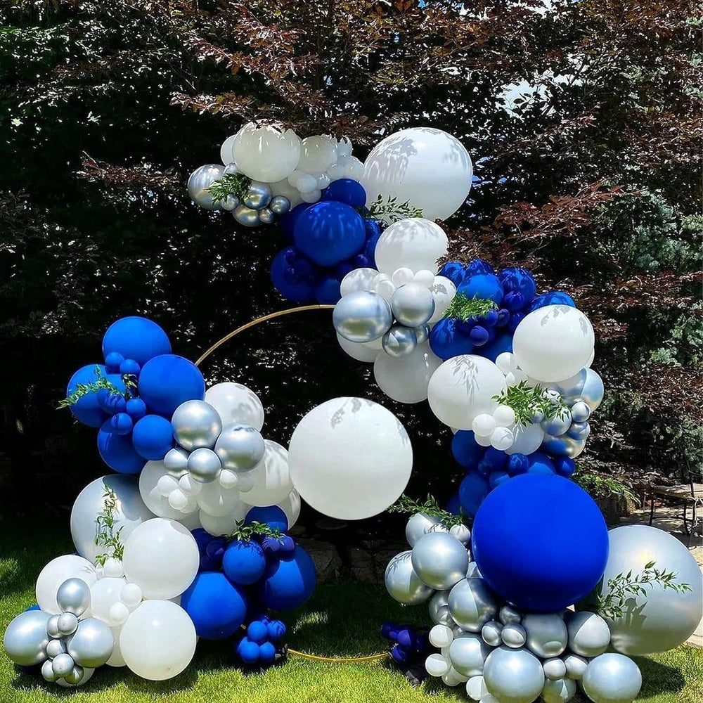BAUANOOY baby shower balloon ideas in royal blue tones.