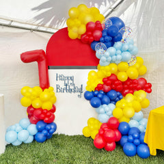 BAUANOOY yellow balloon brings sunny pops to parties.