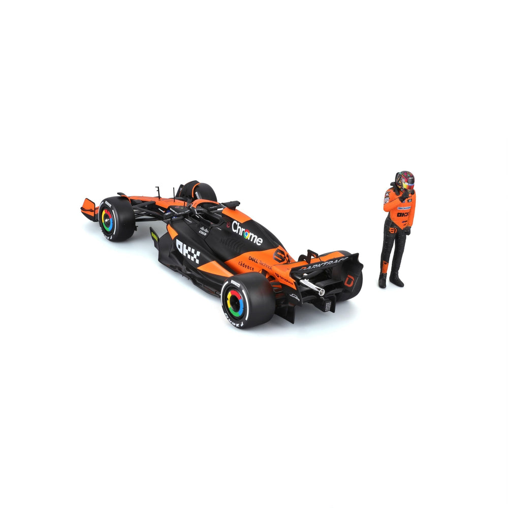 Bburago McLaren MCL38 paintwork accent with glossy finish.
