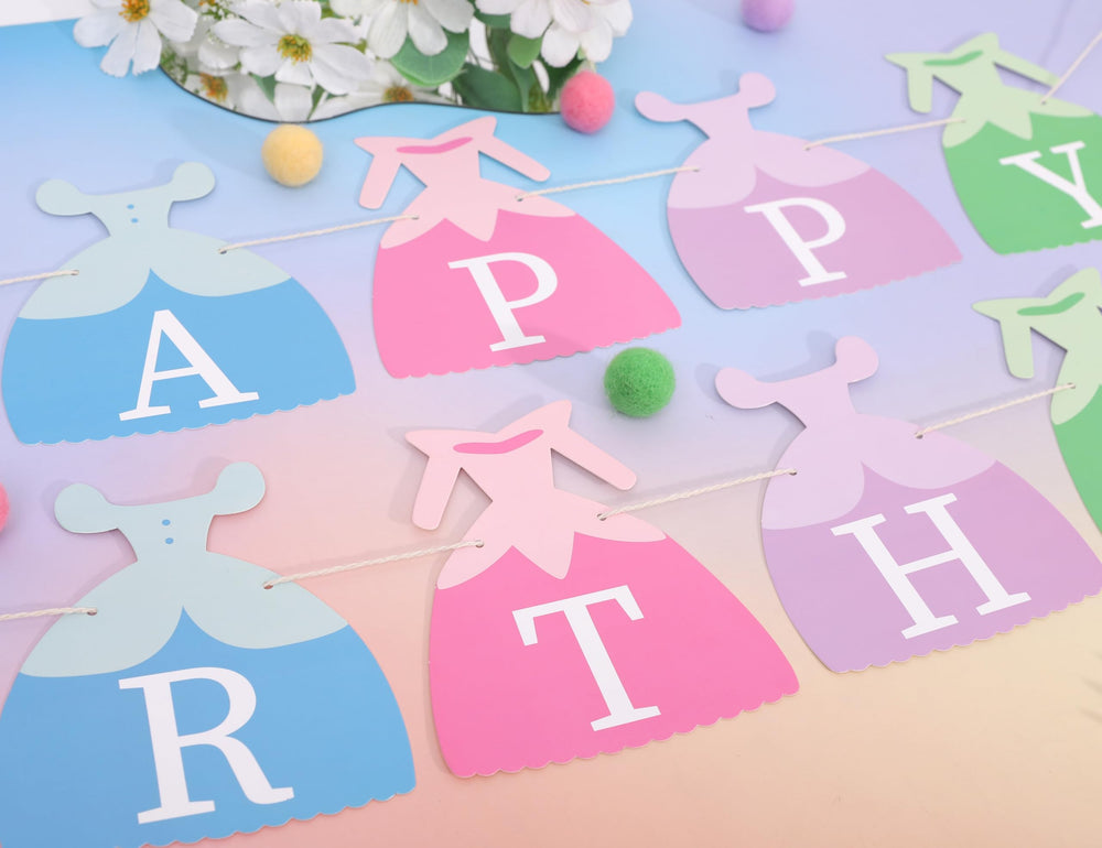 BEADED two-hole cards allow easy stringing into a continuous garland.