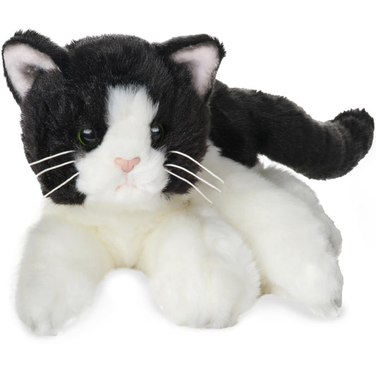 Bearington Domino cat stuffed animal face detail for lifelike play and companionship.