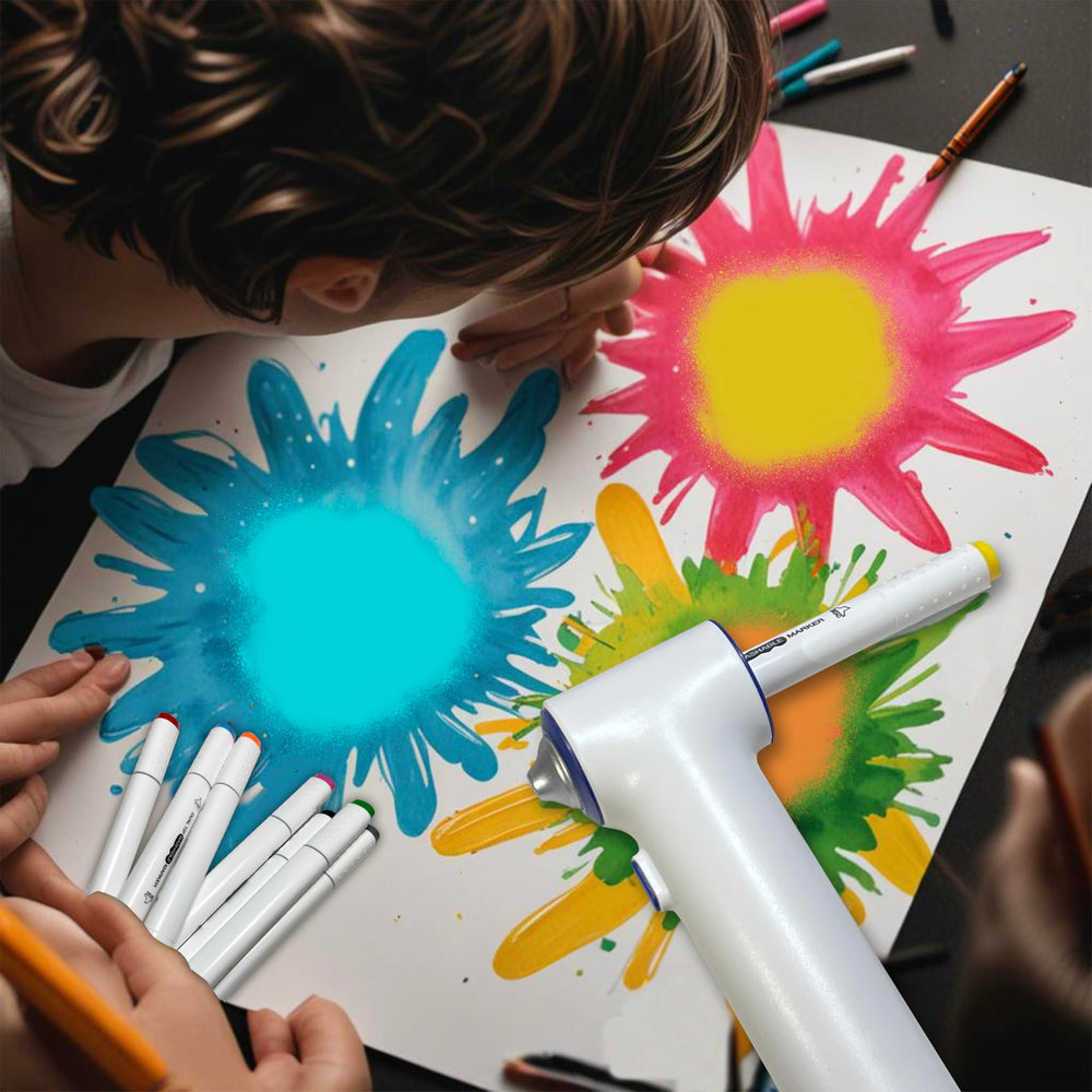 BECUSSITTA on-the-go creative kit is ideal for art activities at home or school.