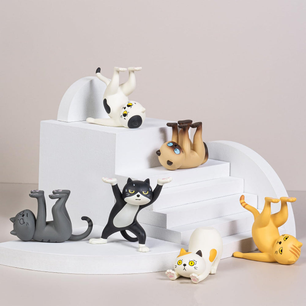 BEEMAI Cat Stands Series 1 kawaii figure highlighting craftsmanship and color.