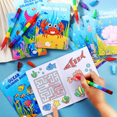 BenLouis stacking crayons with transparent caps help kids grab and color easily.
