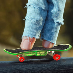 Beselley compact 3.74 inch finger skateboard fits easily in pockets.