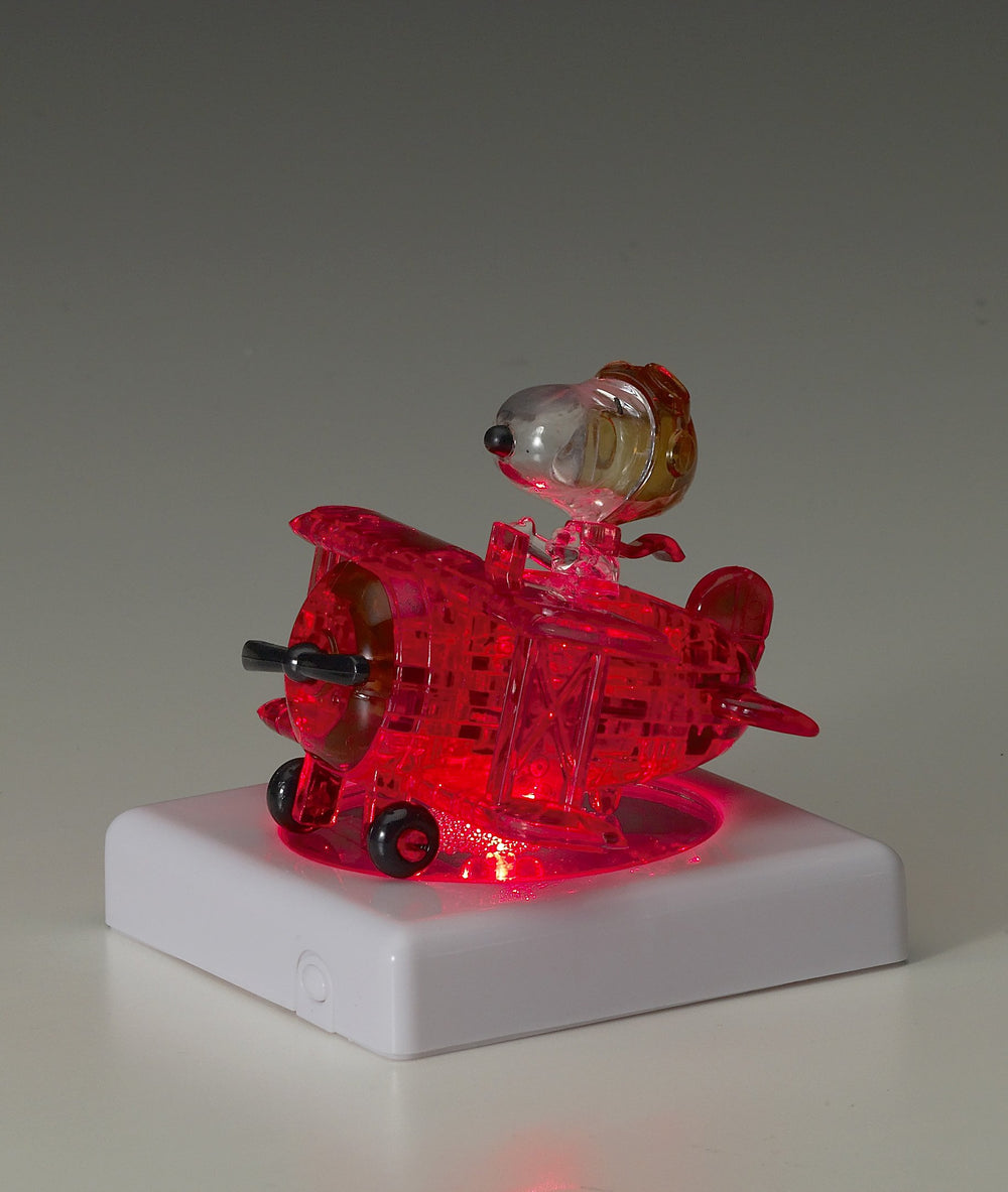 Beverly Crystal Puzzle Snoopy Flying Ace β close-up shows crisp facets.