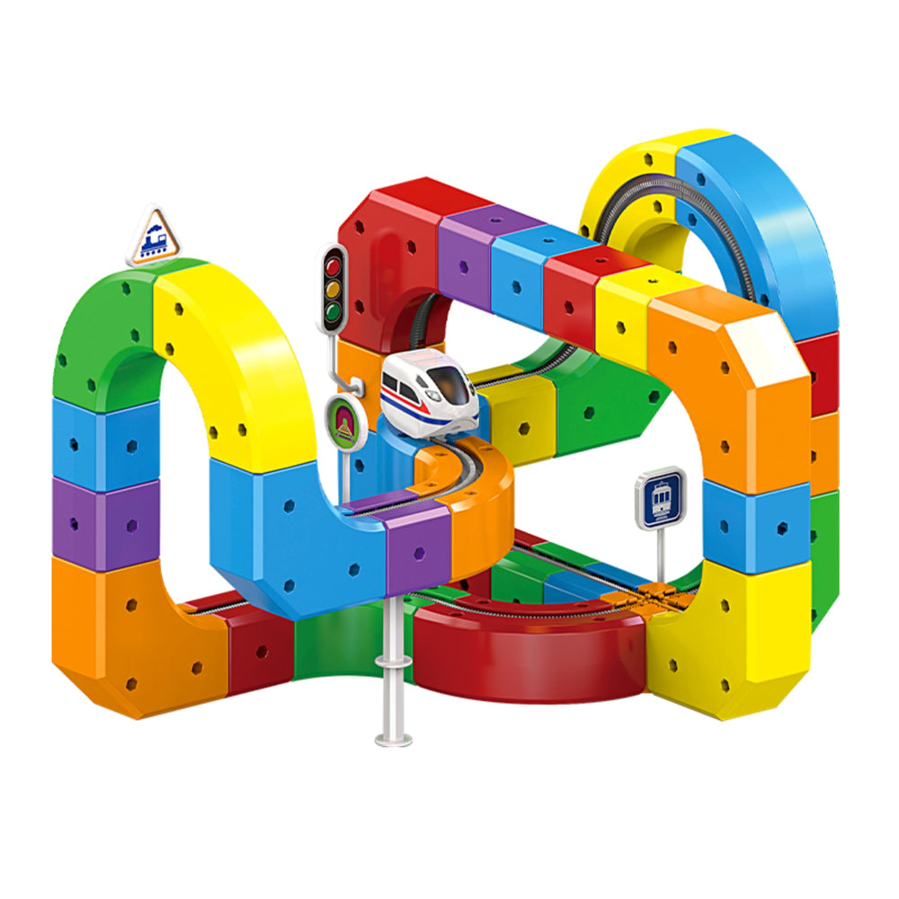 BFTDjanus 3D Infinity Track setup enables creative build sessions and endless route possibilities.