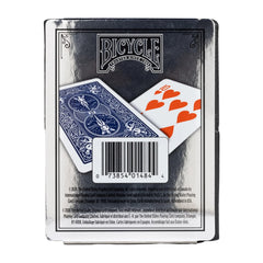 Bicycle Dura-Flex plastic cards demonstrate durability and waterproof performance.