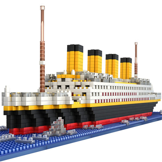 BIDIUTOY Titanic ship model blocks in progress for home display.