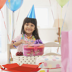 Biranco Pop Beads hairbands included demonstrate a complete craft kit.