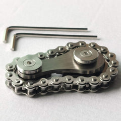 Bitopbi gear linkage fidget cube showing mechanical motion for concentration