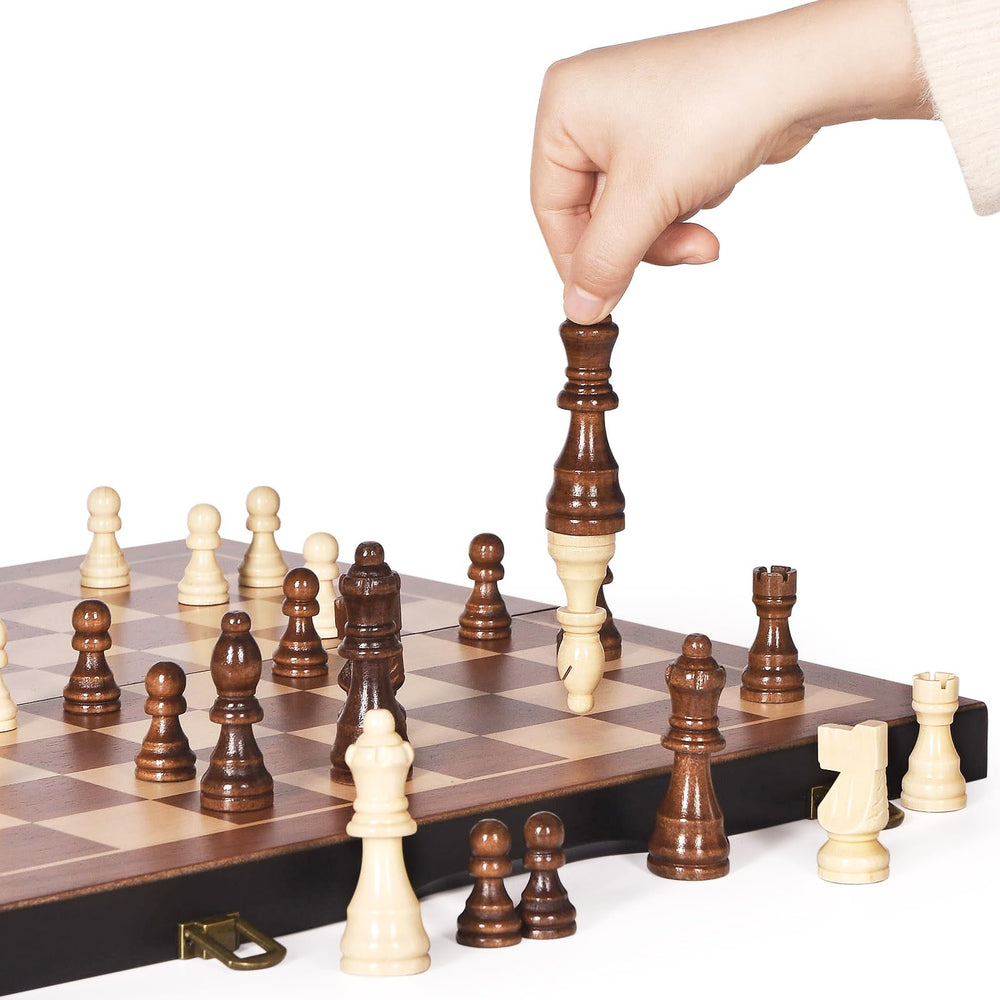 BIVOMON extra queens included for versatile starting setups.