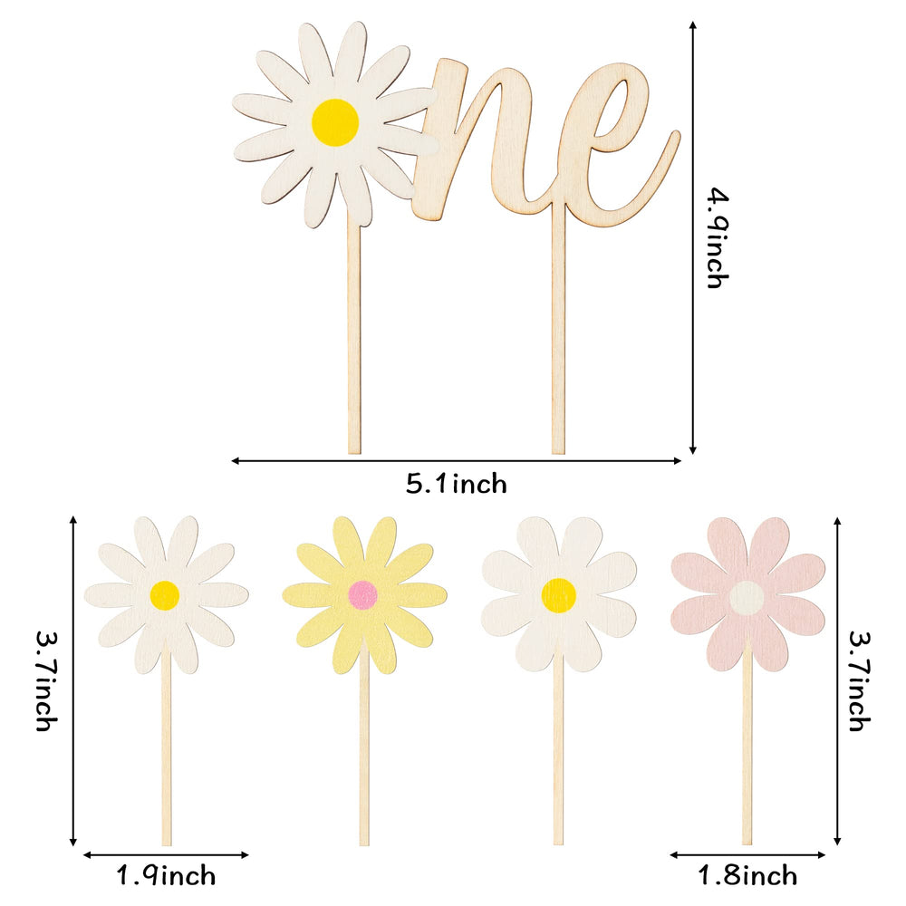 BkeeCten Daisy Topper Small 01 adds colorful floral accents to cupcakes