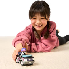 Bluey pizza girls car promotes cooperative play with friends.