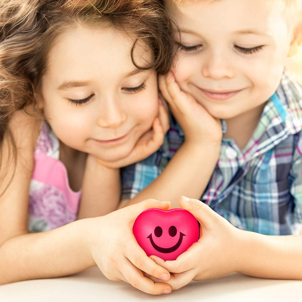 Blulu mini foam balls measuring 4x4 cm for handheld play.