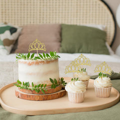 BOHUIZ princess-themed cake toppers add a royal touch to celebrations.