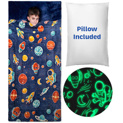Bollepo space sleeping bag with removable pillow for cozy night-time comfort.