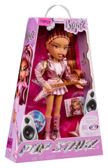 Bratz Pop Starz Yasmin superstar packaging with vibrant art and display appeal.