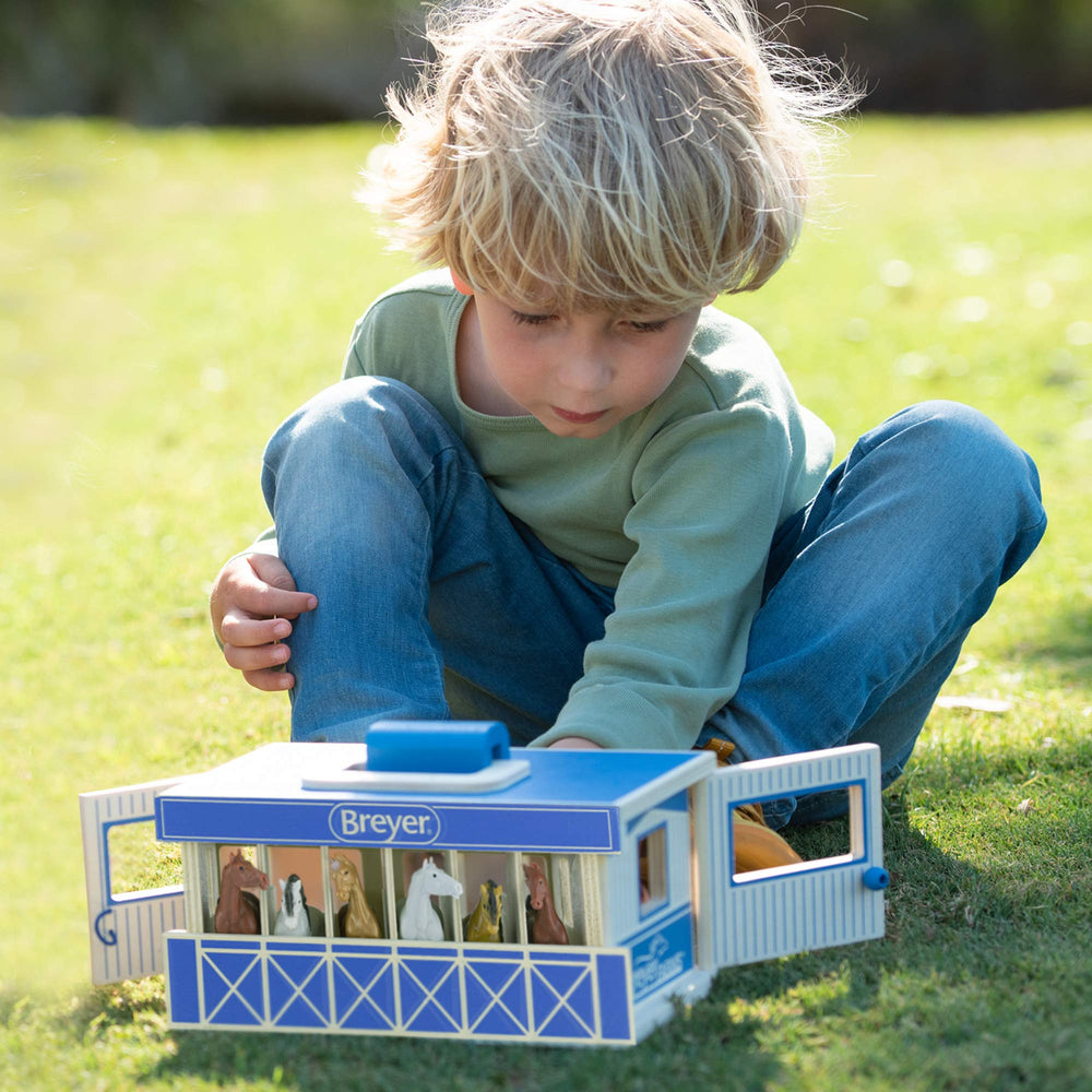 Ages 4 and up recommended for safe, creative horse play.