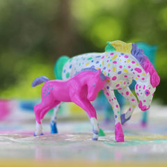 Breyer Stablemates 1:32 scale horses measure about 3.5 inches tall.