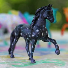 Breyer Stablemates instruction booklet guides easy step-by-step painting.