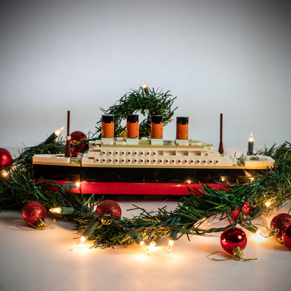 Brick Loot Titanic mini bricks ABS plastic ensures durable construction and brand-compatibility.
