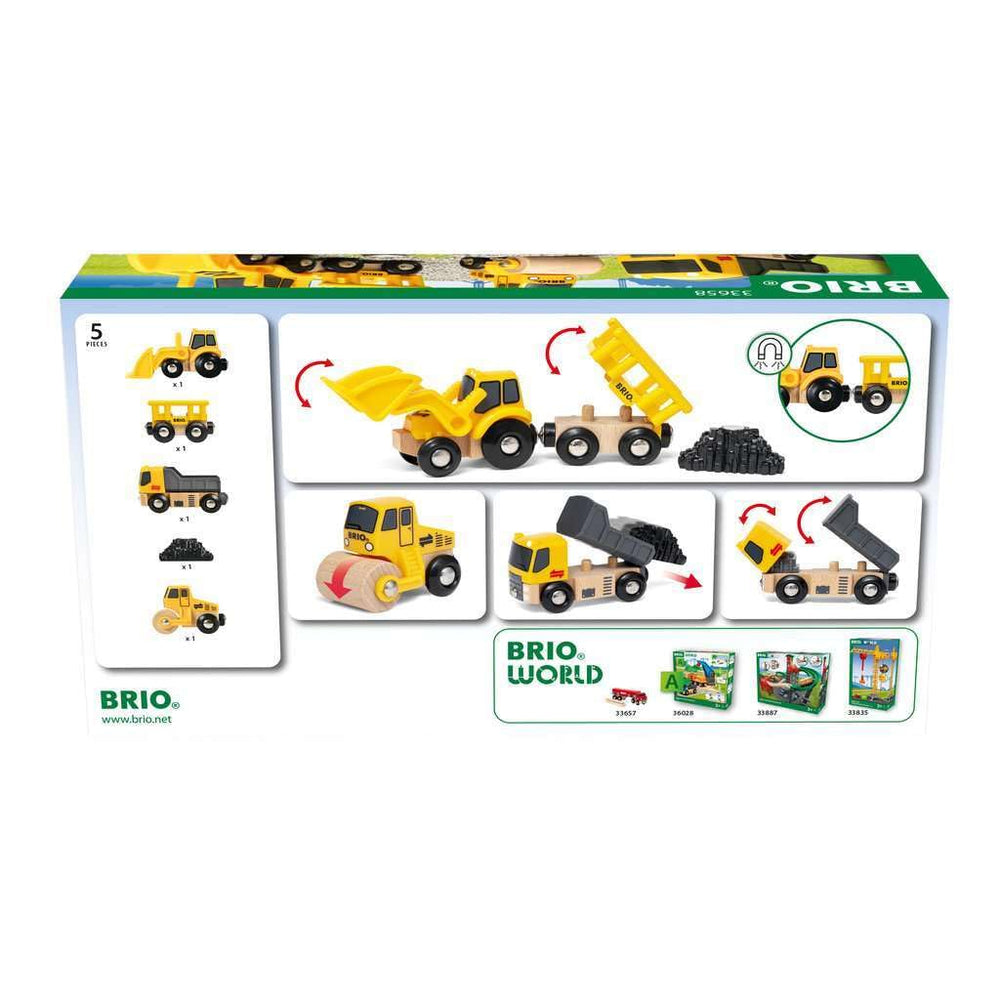 BRIO Construction Vehicles wagon ready to link with others for storytelling play.