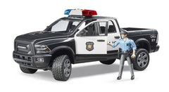 Bruder 02505 crew cab with four doors enables shared adventures