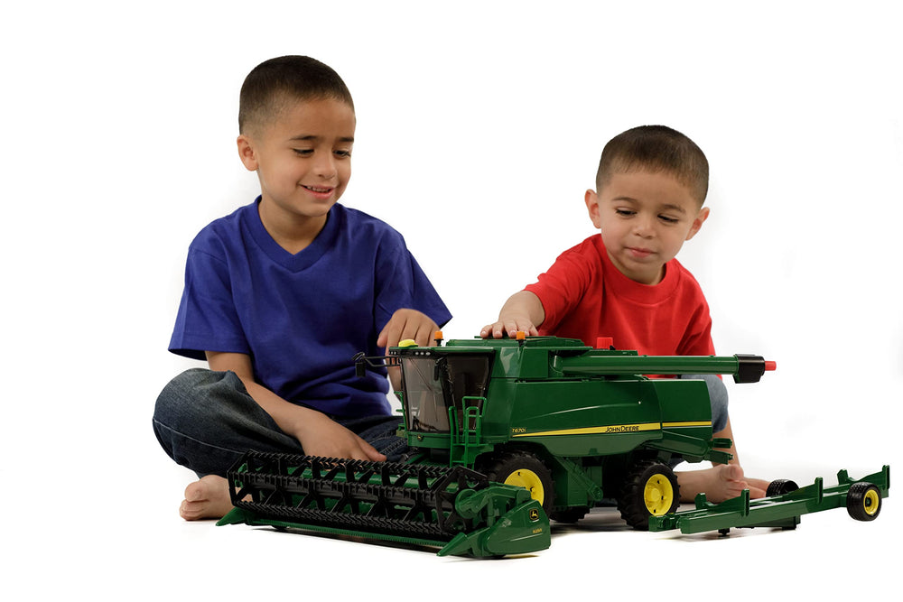 Bruder John Deere T670i realistic exterior details invite exploration.