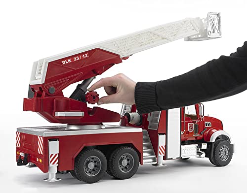 Bruder Mack Granite fire engine stabilizing legs keep the truck steady.