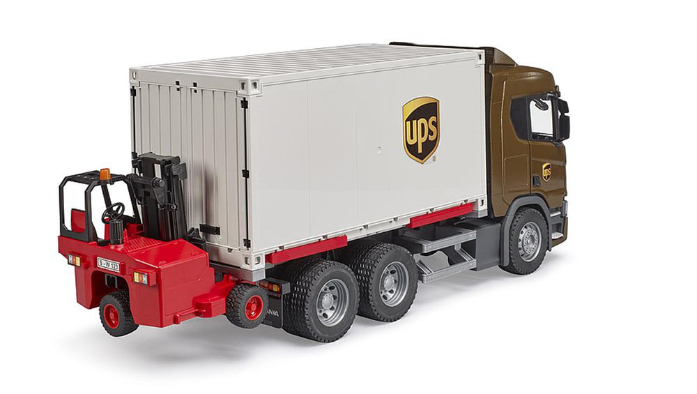 Bruder Scania Super 560R UPS truck cab detail shows folding mirrors and clear windows