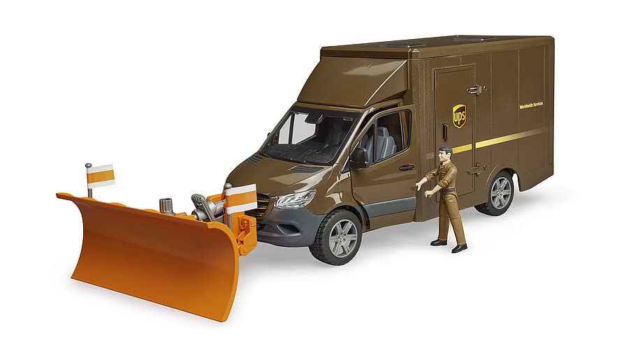 Bruder shipping boxes in varied sizes for storytelling deliveries