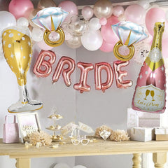 BSRESIN Goblet balloon 40in creates an eye-catching centerpiece.