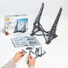 BuildingBoat assembled from 408 pieces ensures sturdy hold