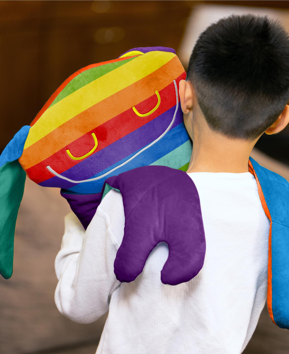 Bumpas features heart-shaped hands for a loving, comforting hug.