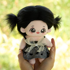 CALEMBOU encourages imaginative play through hairstyle and outfit customization.