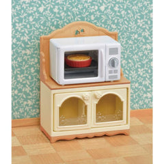 Calico Critters baking pan and pie set sparks cozy kitchen scenarios