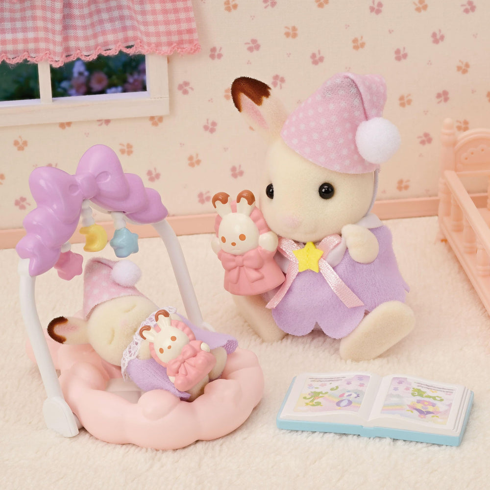 Calico Critters Sleepy Dream Siblings: Cradled baby with sleeping design for gentle nighttime stories.
