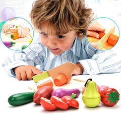 CARLORBO tomato rounds enhance pretend cooking and cooperative play.