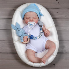 CHAREX Pascale newborn outfit demonstrates authentic clothing fit.