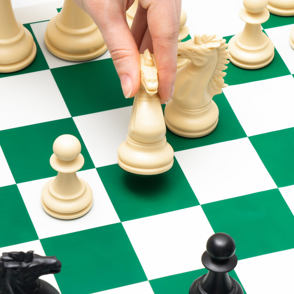 Chess Geeks professional chess board set suitable for adults and kids