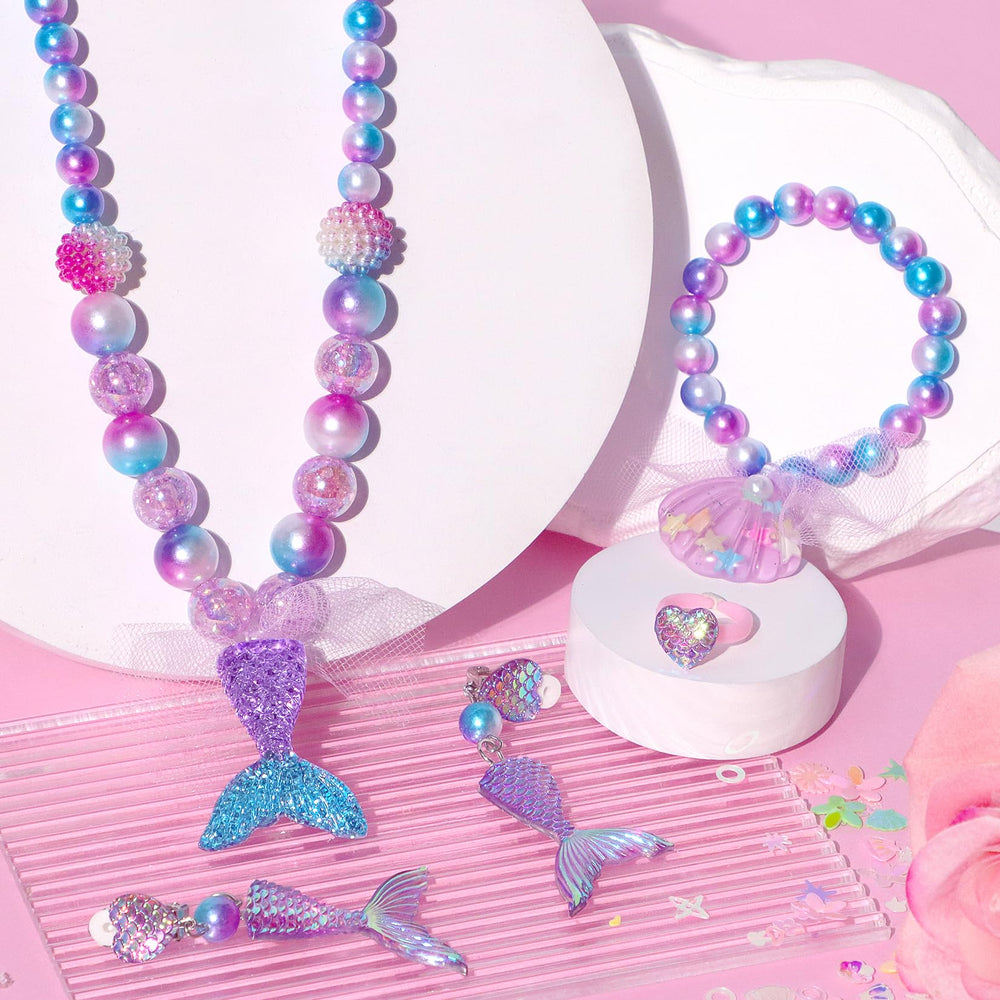 Chillife mermaid ring with shimmering gems for playful princess styling