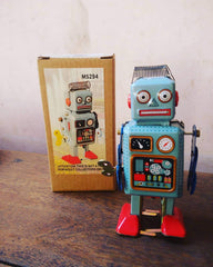 CHIMUYU tin metal robot details highlight vintage craftsmanship