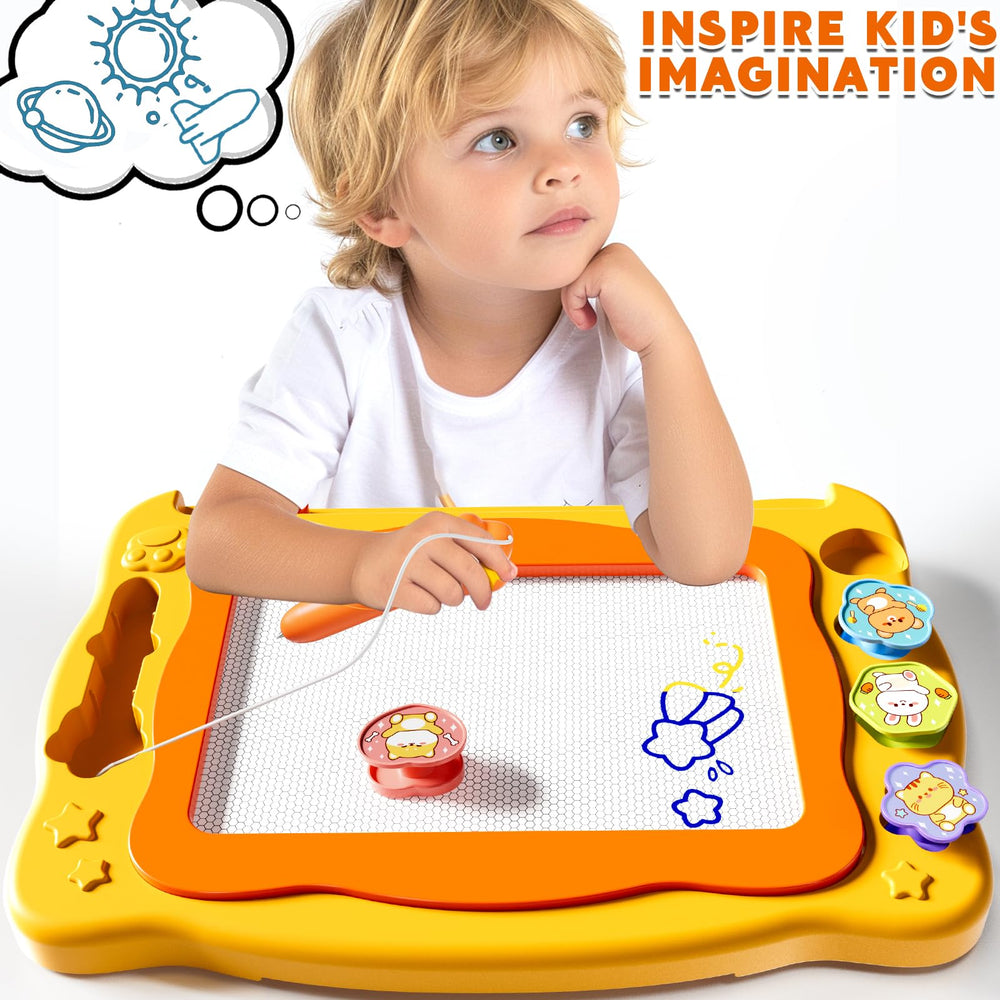 Ci Vetch ergonomic pen and eraser provide smooth drawing and easy corrections.