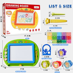 Ci Vetch drawing with rulers and cards builds basic shapes.