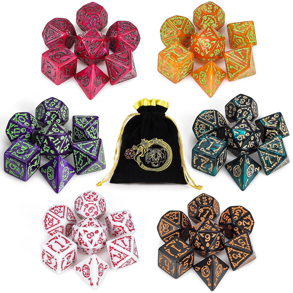 CiaraQ Halloween polyhedral dice set with D20 for immersive gameplay.