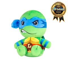 Club Mocchi Mocchi TMNT Leonardo face close-up highlights the soft squishy texture.