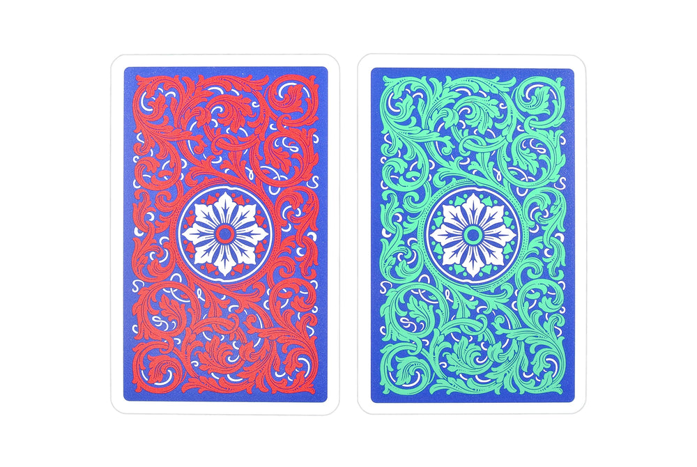 Copag 1546 Neoteric cards are water-resistant and easy to clean.