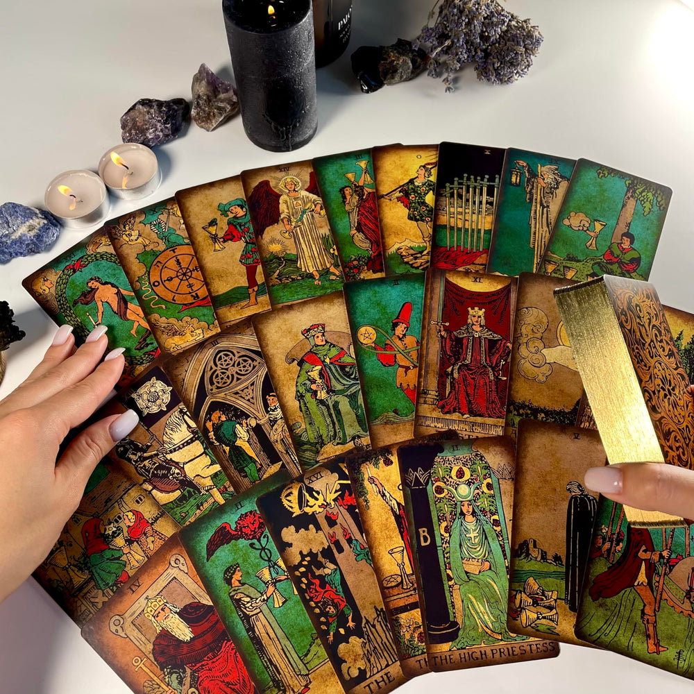 CRAFTERIAN Bright Tarot rounded edges enable smoother shuffling